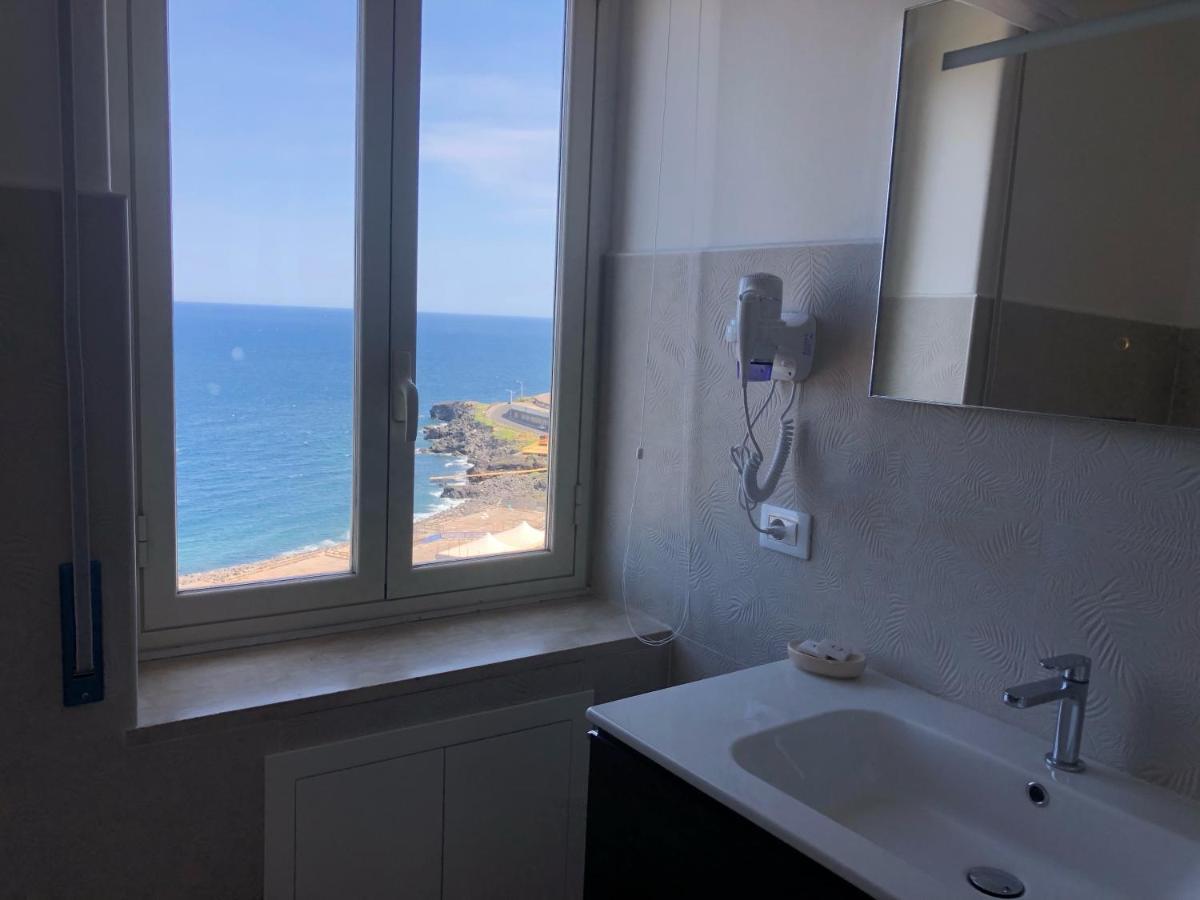Seascape Rooms Catane Extérieur photo