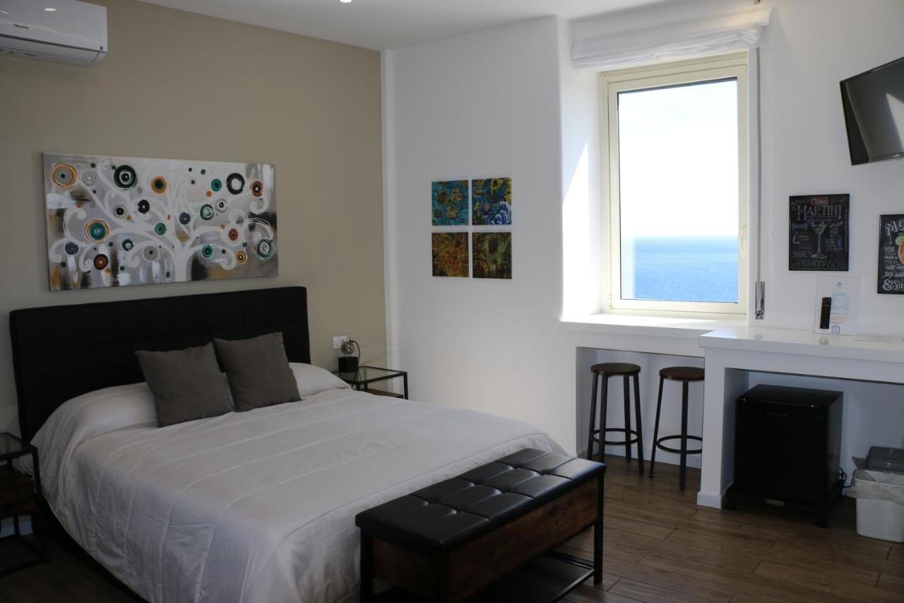 Seascape Rooms Catane Extérieur photo